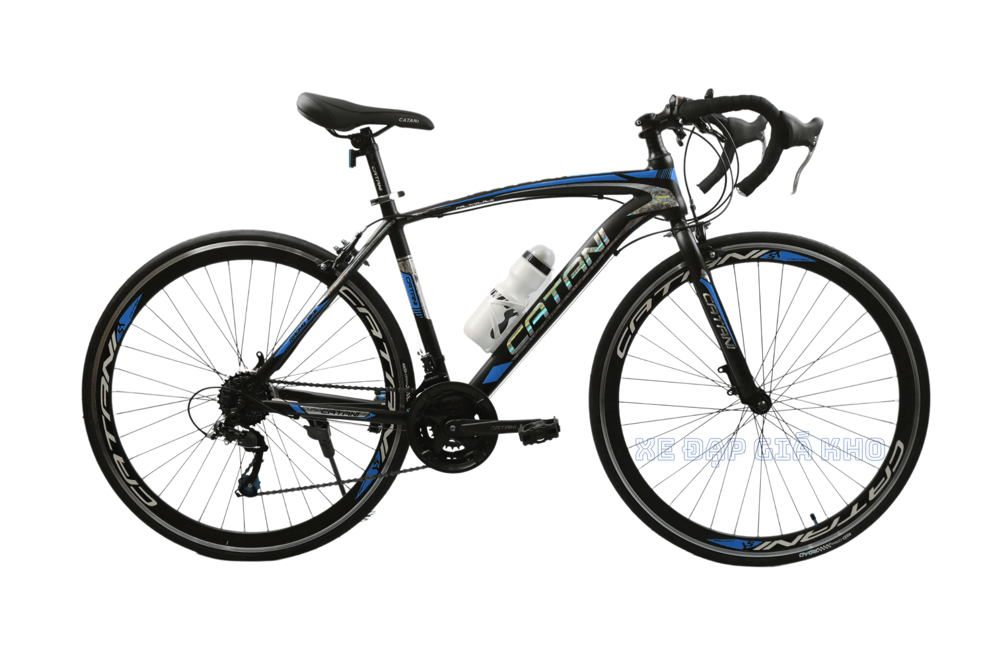 Xe đạp đua Catani là dòng xe đạp đua cao cấp, được nhập khẩu trực tiếp từ Italy. Những hình ảnh chi tiết về xe đạp đua Catani sẽ giúp bạn tìm hiểu thông tin và đánh giá chi tiết về thiết kế, tính năng và chất lượng của xe.
