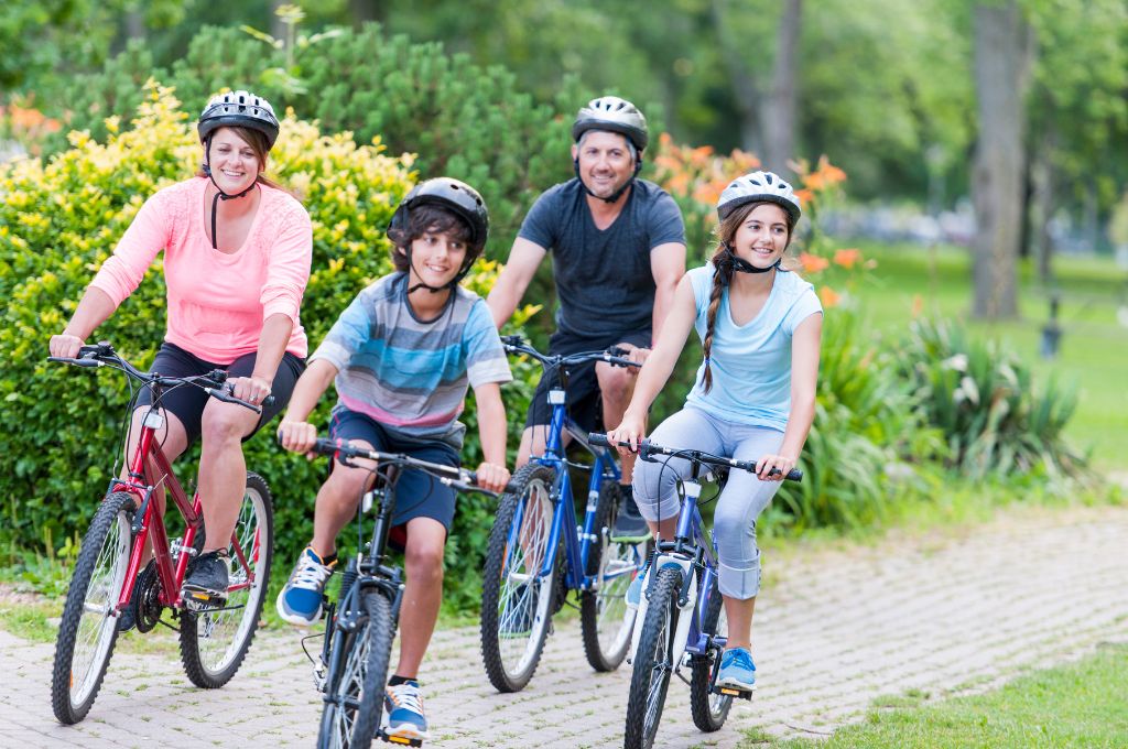 Sử dụng xe đạp tập thể dục giúp người đạp giảm căng thẳng và cải thiện tâm trạng