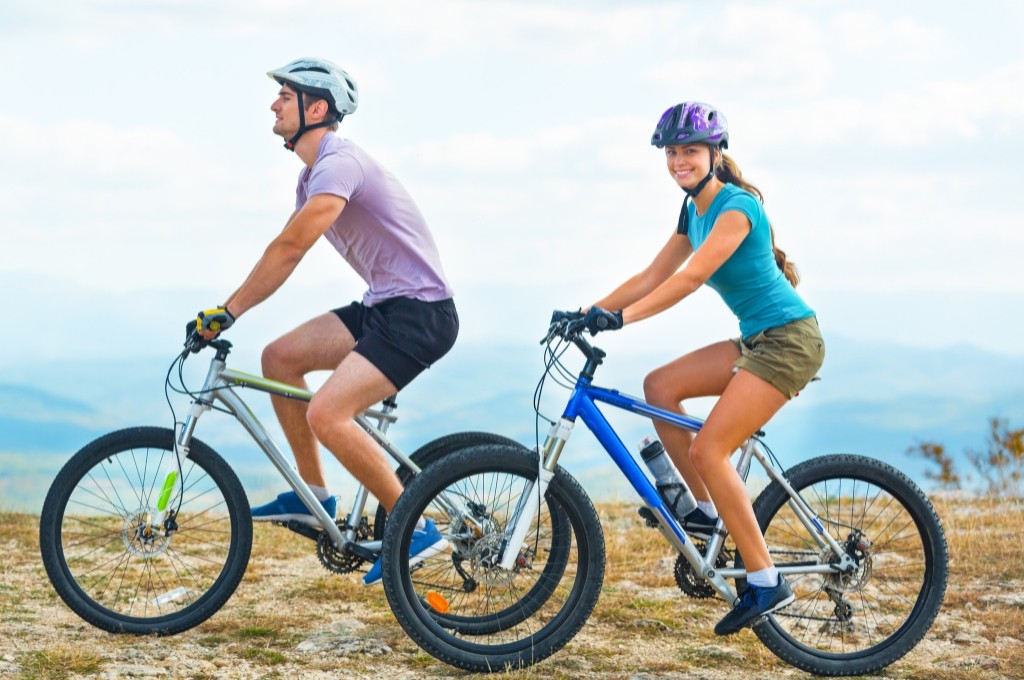Việc đạp xe thường xuyên hỗ trợ quá trình giảm cân nhanh chóng