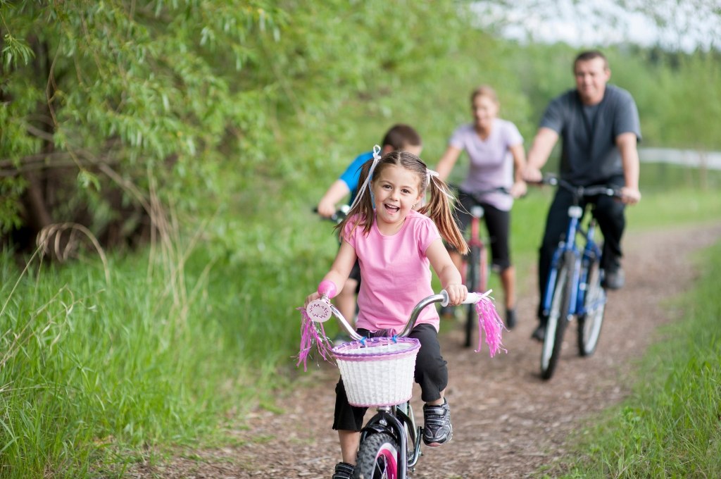 Đạp xe tập thể dục giúp cải thiện sức khỏe và làm giảm nguy cơ mắc bệnh tâm lý