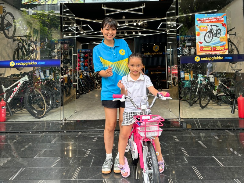 Xe Đạp Trẻ Em - Món Quà Ý Nghĩa Nhân Dịp Giáng Sinh 2 Xe đạp trẻ em là món quà ý nghĩa cho dịp lễ hội