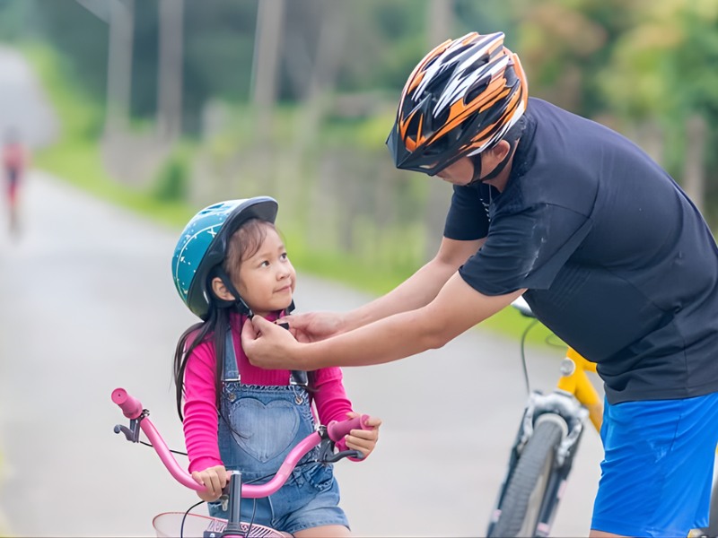 Các Mẫu Xe Đạp Cho Bé Gái 5 Tuổi Đẹp Nhất Hiện Nay 2 Tặng bé những món quà xinh khi bé đạt được thử thách