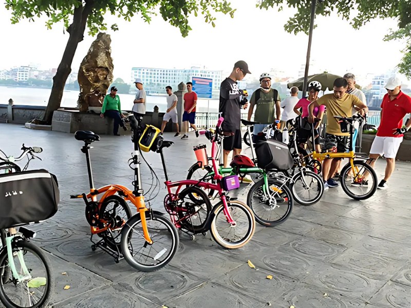 Khắc Phục 5 Nỗi Lo Khi Đi Xe Đạp Thể Thao Đi Làm 3 Xe đạp gấp giúp bạn gấp gọn tiện lợi, dễ mang theo, không tốn diện tích