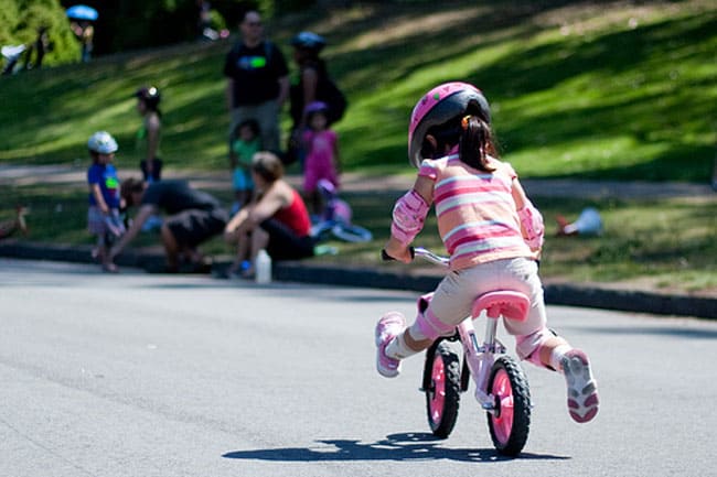 Cách dạy con bạn đi xe đạp đơn giản và hiệu quả nhất 