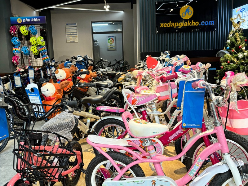 Chọn Xe Đạp 2 Bánh Trẻ Em Như Thế Nào Cho Bé An Toàn? 7 Xe Đạp Giá Kho bán đa dạng các mẫu xe đạp trẻ em, giá thành hợp lý