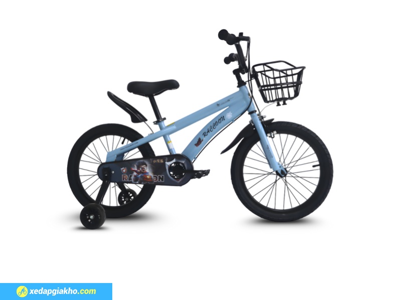Chọn Xe Đạp 2 Bánh Trẻ Em Như Thế Nào Cho Bé An Toàn? 3 Xe đạp trẻ em 2 bánh có bánh phụ hỗ trợ bé khi chưa quen