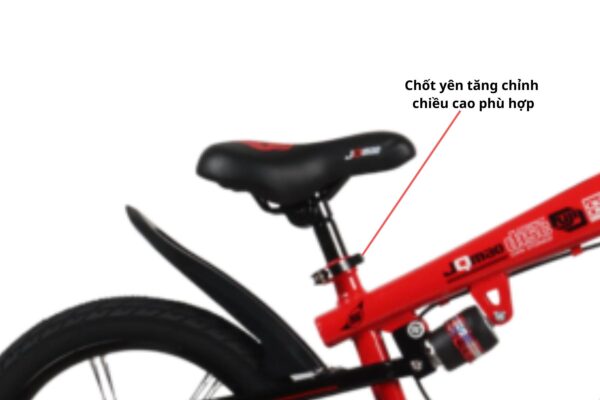 Xe đạp trẻ em JQM-13 16 inch có yên bọc da êm ái, trang bị chốt yên tăng chỉnh phù có thể tăng chỉnh phù hợp với chiều cao của bé. 