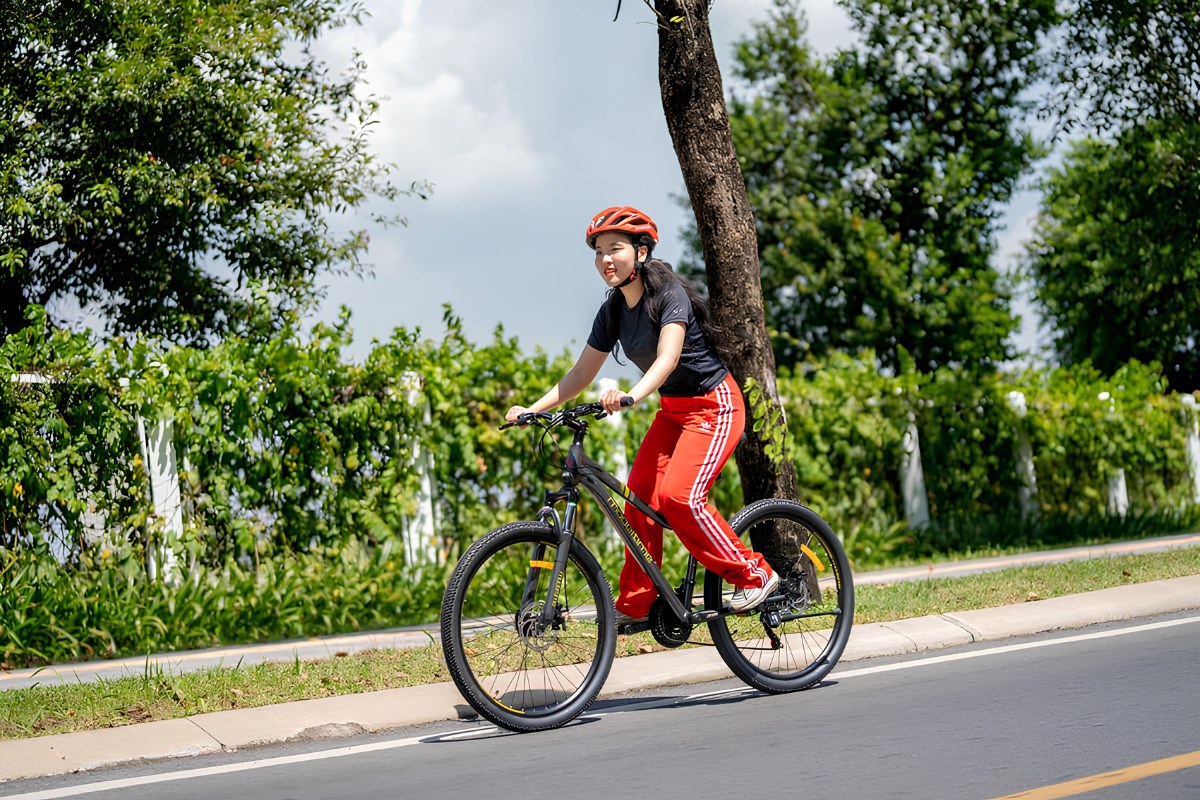 Xe Đạp Cho Nữ Cao 1m50 Mẫu Nào Nên Mua? 9 Xe đạp thể thao cho nữ khỏe khoắn, cá tính