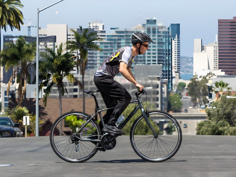 Mẫu Xe Đạp Đi Làm Cho Dân Văn Phòng 8 Xe đạp touring Giant có cấu hình cao giá cực rẻ