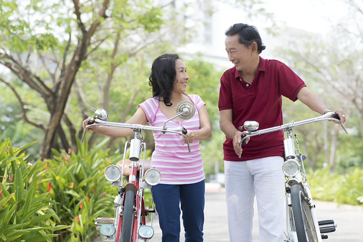Top 4 Xe Đạp Thể Thao Cho Người Lớn Tuổi Giá Rẻ, Bền Đẹp 4 Đạp xe giúp cải thiện sức khỏe tim mạch