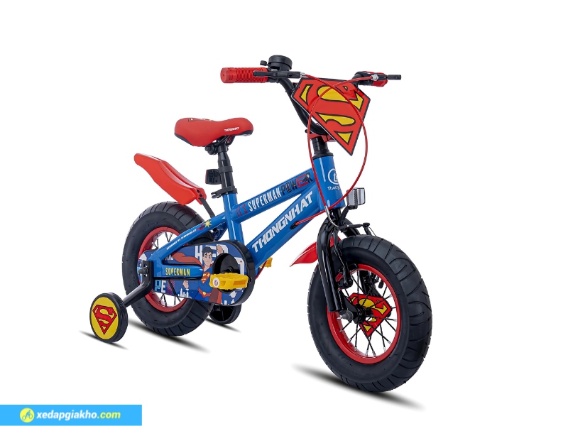 Xe Đạp Trẻ Em Thống Nhất Superman 12 Inch 4 Xe đạp trẻ em Thống Nhất Superman 12 Inch thiết kế năng động, phong cách bé trai yêu thích