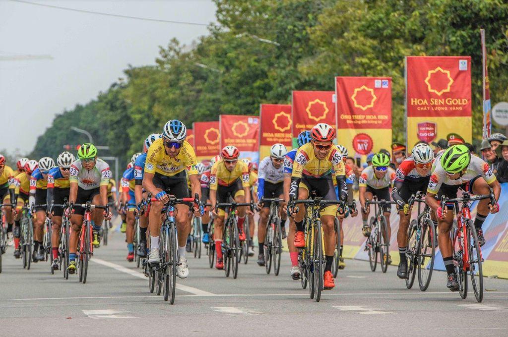 Cuộc đua xe VTV - Cúp Tôn Hoa Sen là sự kiện hàng đầu tại Việt Nam