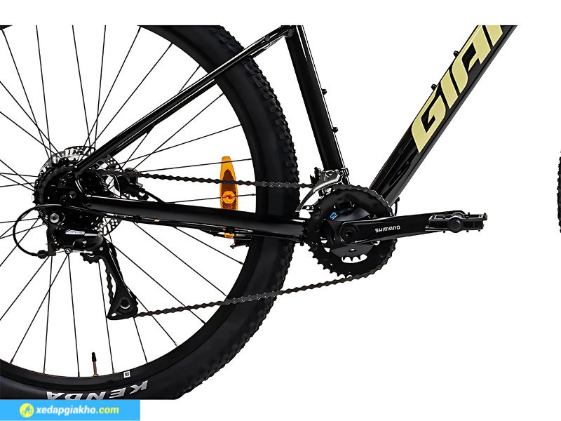 Xe Đạp Địa Hình MTB Giant Talon 3 29 Inch 8 Xe trang bị hệ thống chuyển số chất lượng