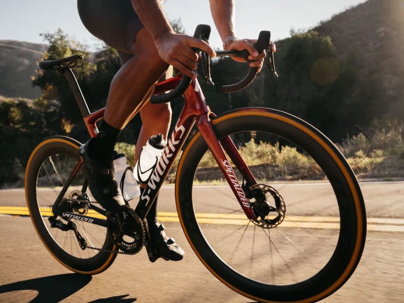 4 Mẫu Xe Đạp Đường Trường Được Ưa Chuộng, Giá Hợp Lý 4 Tay đề lắc xe đạp road bike thiết kế thông minh, linh hoạt