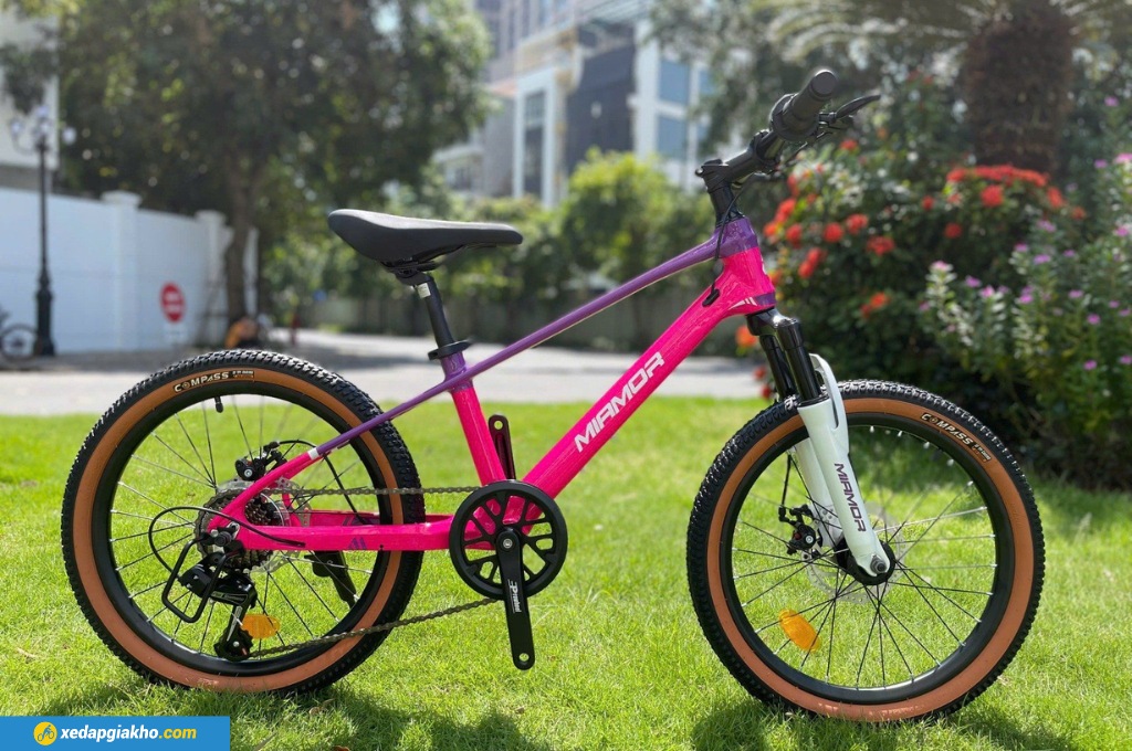 Xe đạp địa hình MTB trẻ em Miamor Thunder 20 Inch thiết kế hiện đại với nhiều tính năng an toàn