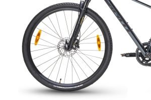 Lốp Kenda Booster với dây thép đan chéo giúp tăng cường độ bám đường