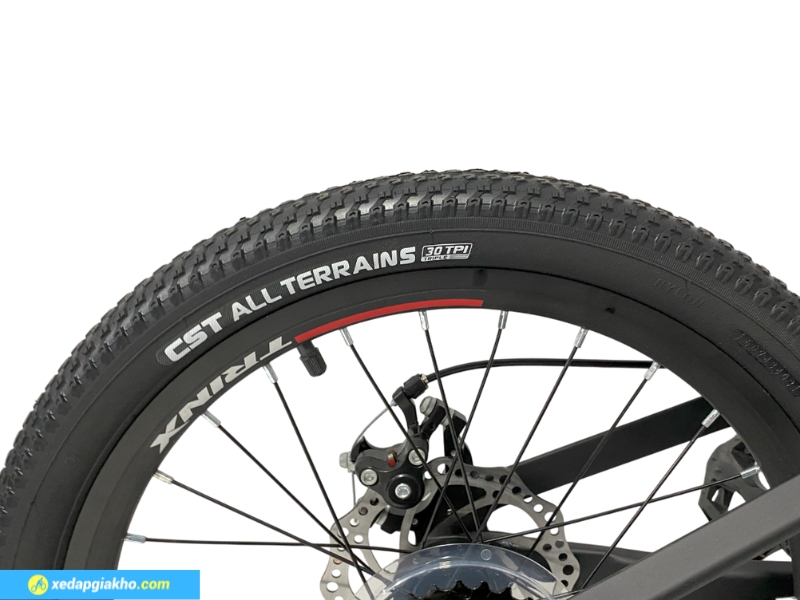 Xe Đạp Trẻ Em Bé Trai Trinx GT20 20 Inch 21 Lốp xe CST 20x1.95 bám đường tốt, khó mòn