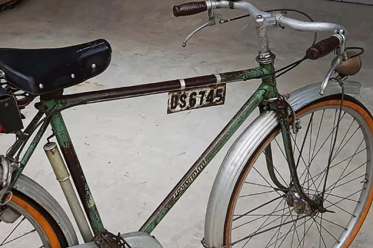 Hình xe đạp Thống Nhất năm 1960