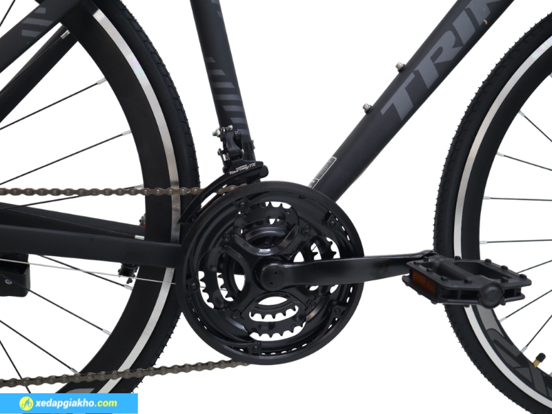 Gồm có 3 tầng dĩa- Gạt dĩa với hệ thống Shimano cao cấp