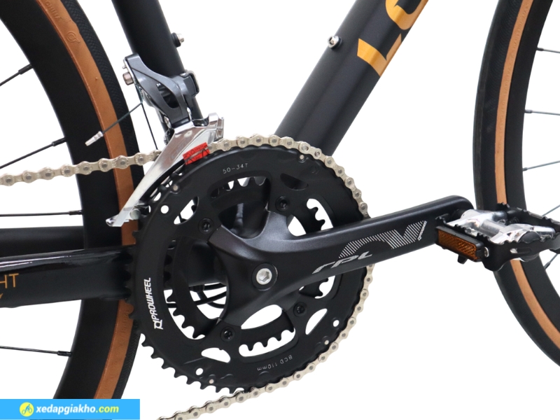 Xe Đạp Đua Miamor Lotus R3 - Khung Nhôm, Shimano Claris 9 Đùi đĩa 2 tầng giúp chuyển động hiệu quả
