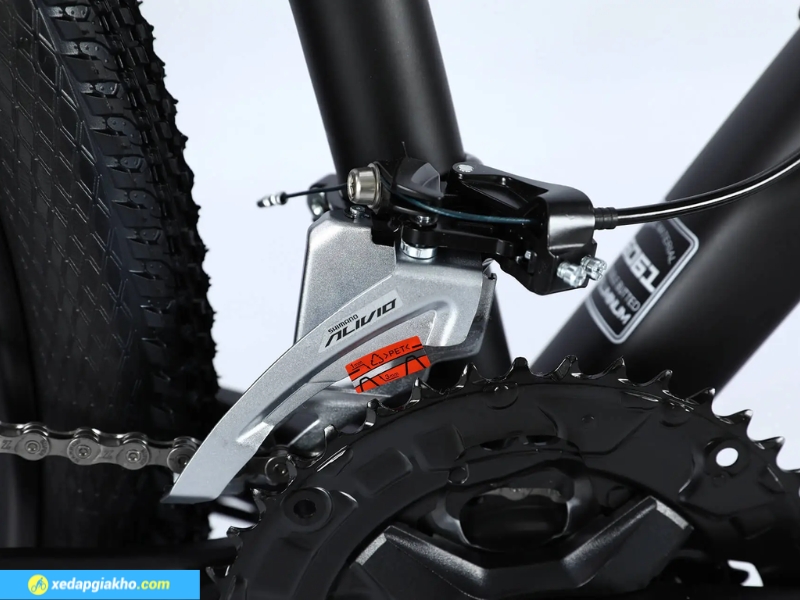 Xe Đạp Địa Hình MTB Satako Fomater Gen 2 29 inch 13 Gạt đĩa chuyển tầng đĩa nhanh gọn, đảm bảo lực đạp ổn định trong mọi địa hình