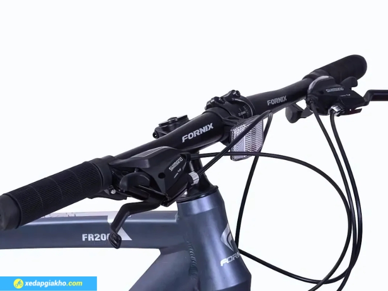 Xe Đạp Touring Fornix FR200 Plus - Khung Nhôm, Shimano 13 Ghi đông dạng thẳng, vững chắc khi lái xe