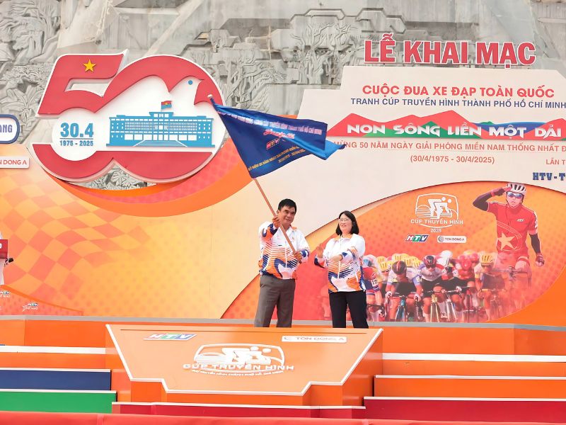 Xe Đạp Đua Cúp HTV Góp Mặt Trong 50 Sự Kiện Nổi Bật Của TP.HCM 2 Lễ Khai mạc Cúp HTV 2025 diễn ra tại Tuyên Quang