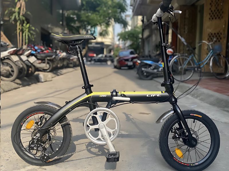 Xe Đạp Gấp Siêu Nhỏ Có Gì Đặc Biệt? 3 Xe đạp gấp siêu nhỏ thường có bánh xe 16 inch trở xuống