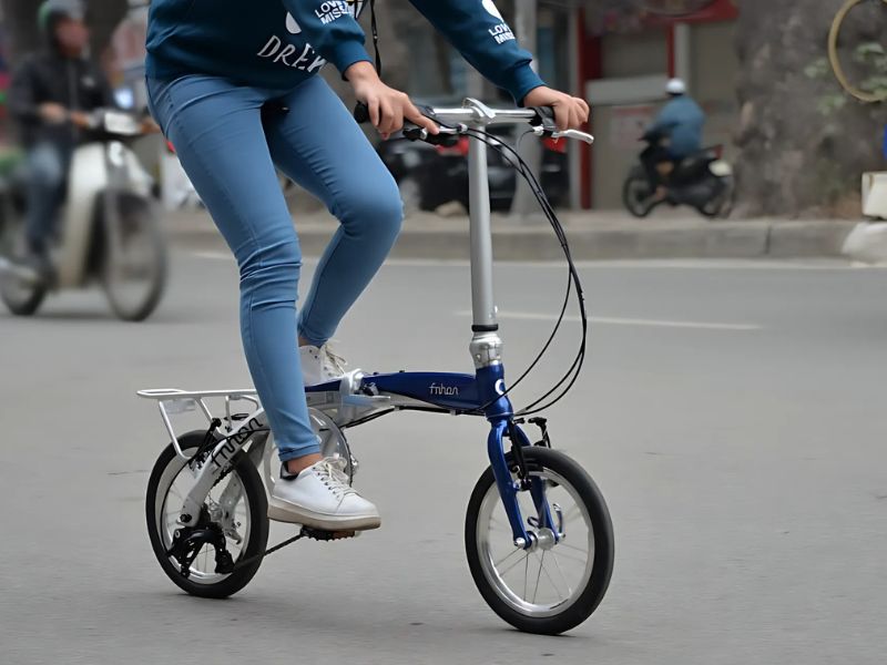 Xe Đạp Gấp Siêu Nhỏ Có Gì Đặc Biệt? 5 Xe nhỏ gọn có thể di chuyển dễ dàng trong đô thị đông đúc