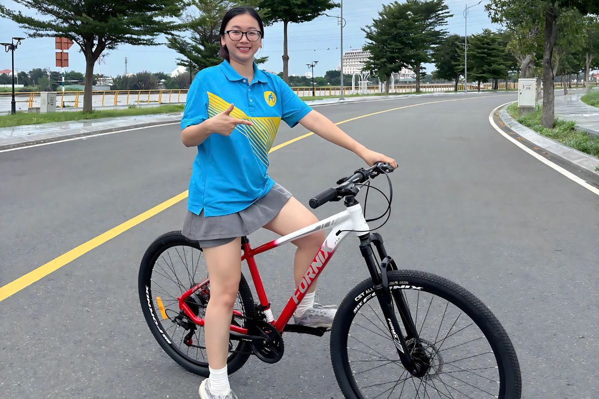 Chiếc xe đạp địa hình vừa đi học vừa chơi thể thao, đi địa hình thuận tiện