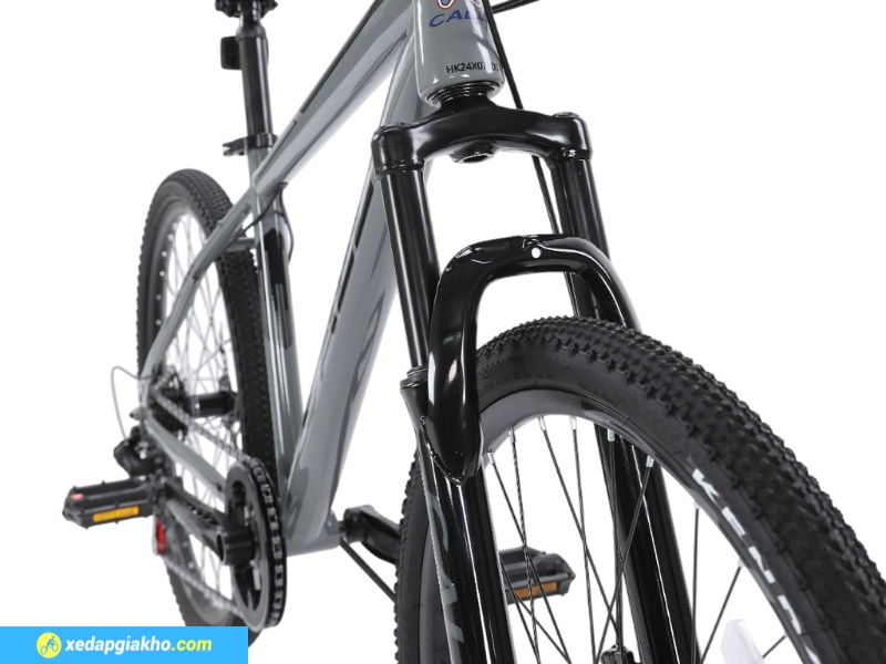Xe Đạp Địa Hình MTB Calli M340 24 Inch - Shimano, Phanh đĩa cơ 14 Phuộc nhún lò xo giúp hấp thụ rung chấn, giảm thiểu đau mỏi khi đi địa hình