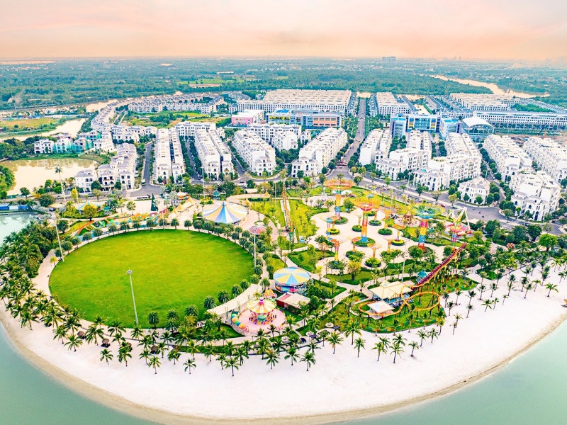 Top 5 Khu Vui Chơi Cho Trẻ Em Ngoài Trời Ở Sài Gòn 3 Công viên Grand Park được chụp toàn cảnh từ trên cao