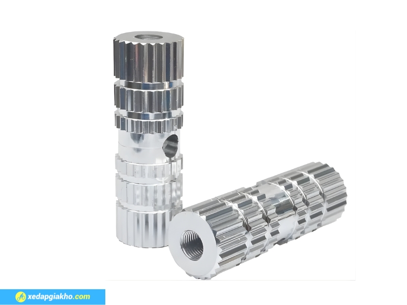 Gác Chân Xe Đạp Nhôm Vặn Ốc Cốt 9 Gác chân xe đạp nhôm vặn ốc cốt được thiết kế hình trụ