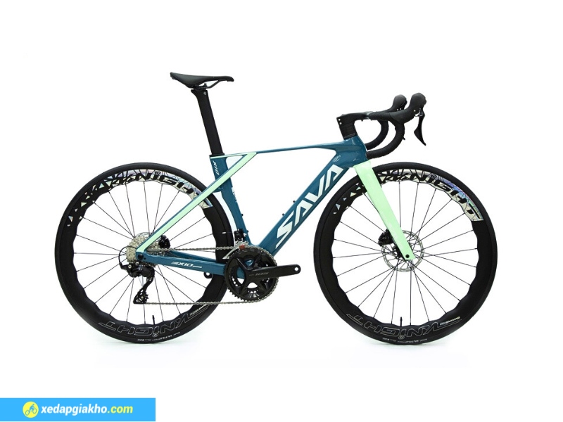 Xe Đạp Pinarello Chính Hãng Có Đắt Không? 7 Xe đạp Sava X10 R7120 thiết kế mạnh mẽ, khí động học cao