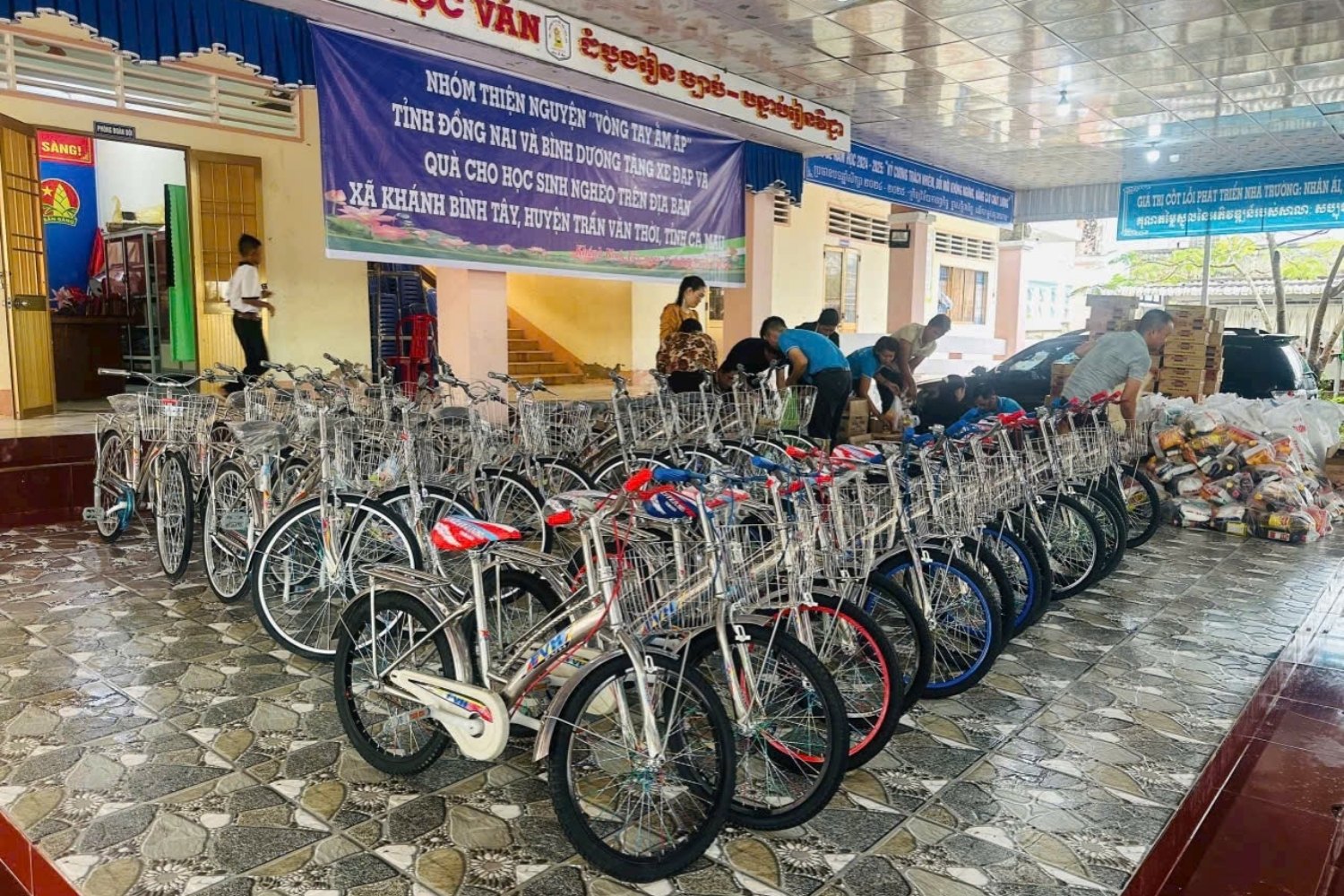 Xe dap tu thien – mon qua nho nhung y nghia vo cung lon