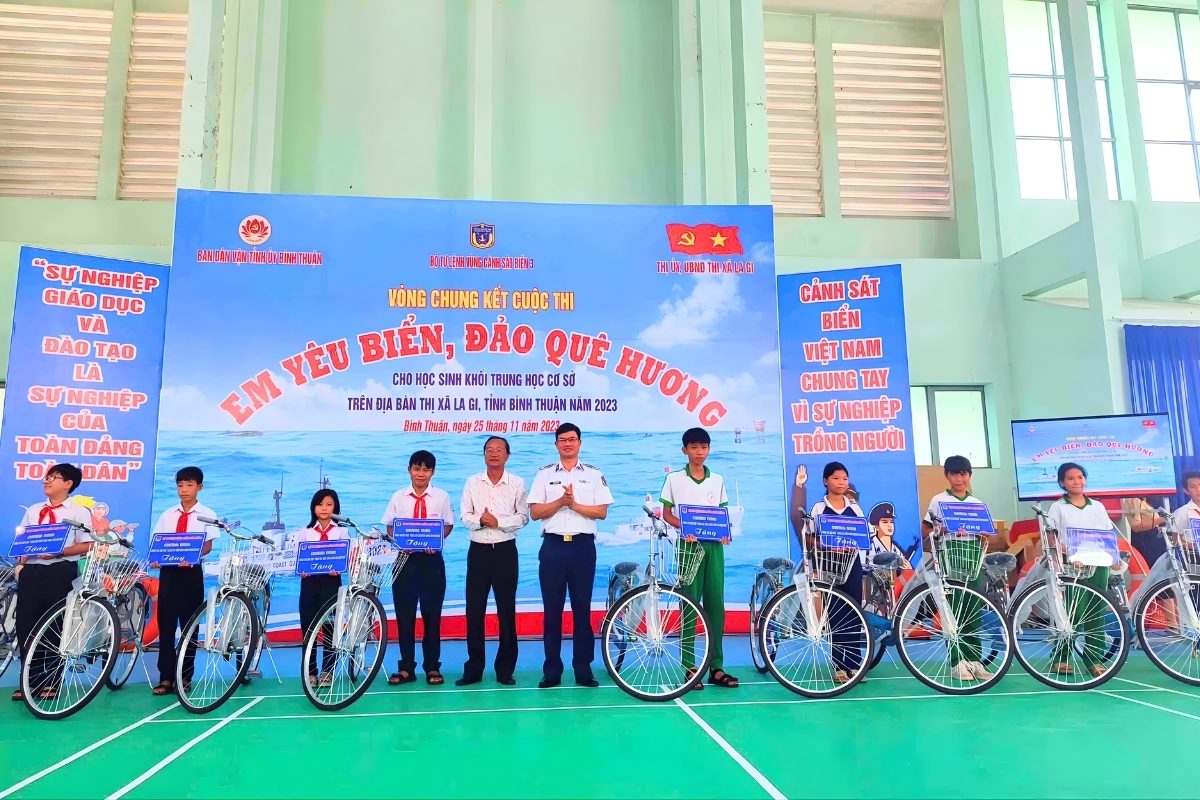 Xe đạp từ thiện phổ thông lựa chọn tối ưu cho chương trình từ thiện