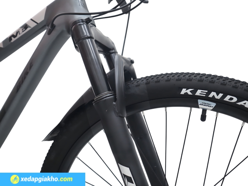 Xe Đạp Địa Hình MTB QT Bike QT660 26 Inch - Shimano 15 Hệ thống phuộc giảm xóc có tích hợp khóa thông minh, hiện đại