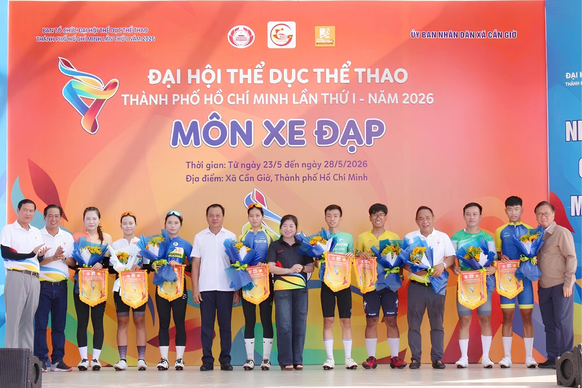 Những Tài Năng Xe Đạp Thể Thao Được TP.HCM Vinh Danh 4 Các vận động viên hoàn thành xuất sắc cuộc thi và lên nhận giải