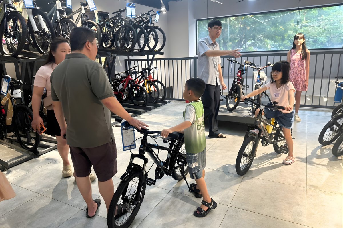 Mua xe đạp chính hãng, giá ưu đãi và bảo hành chất lượng
