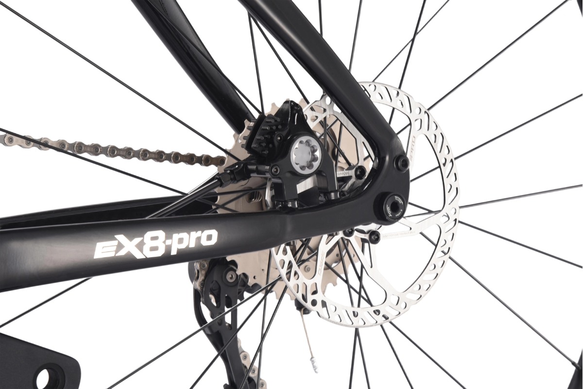 Xe Đạp Đua Sava EX8 PRO - Khung Nhôm, Shimano 105 15 SAVA EX8 Pro R7100 được trang bị bộ chuyển động Shimano 105 R7100 2x12 chất lượng, mạnh mẽ