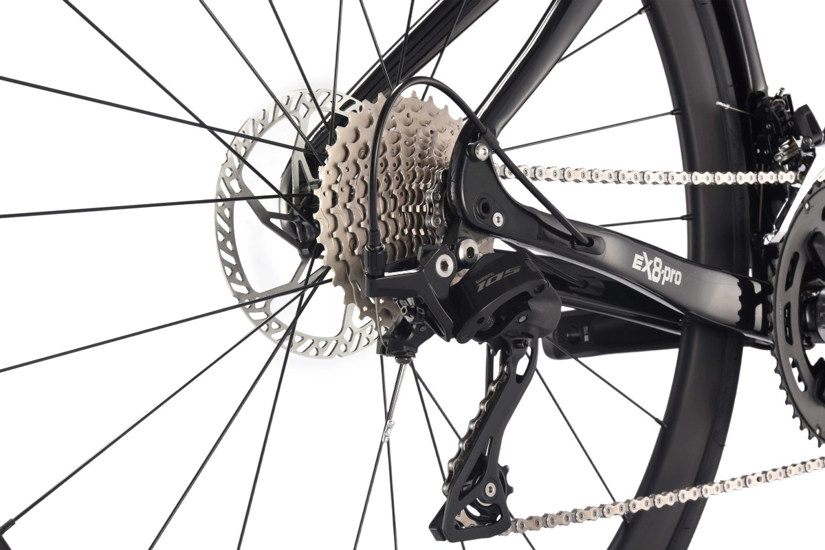 Xe Đạp Đua Sava EX8 PRO - Khung Nhôm, Shimano 105 14 Xe đạp SAVA EX8 Pro R7100 được trang bị bộ chuyển động Shimano 105 R7100 2x12 tốc độ mượt mà