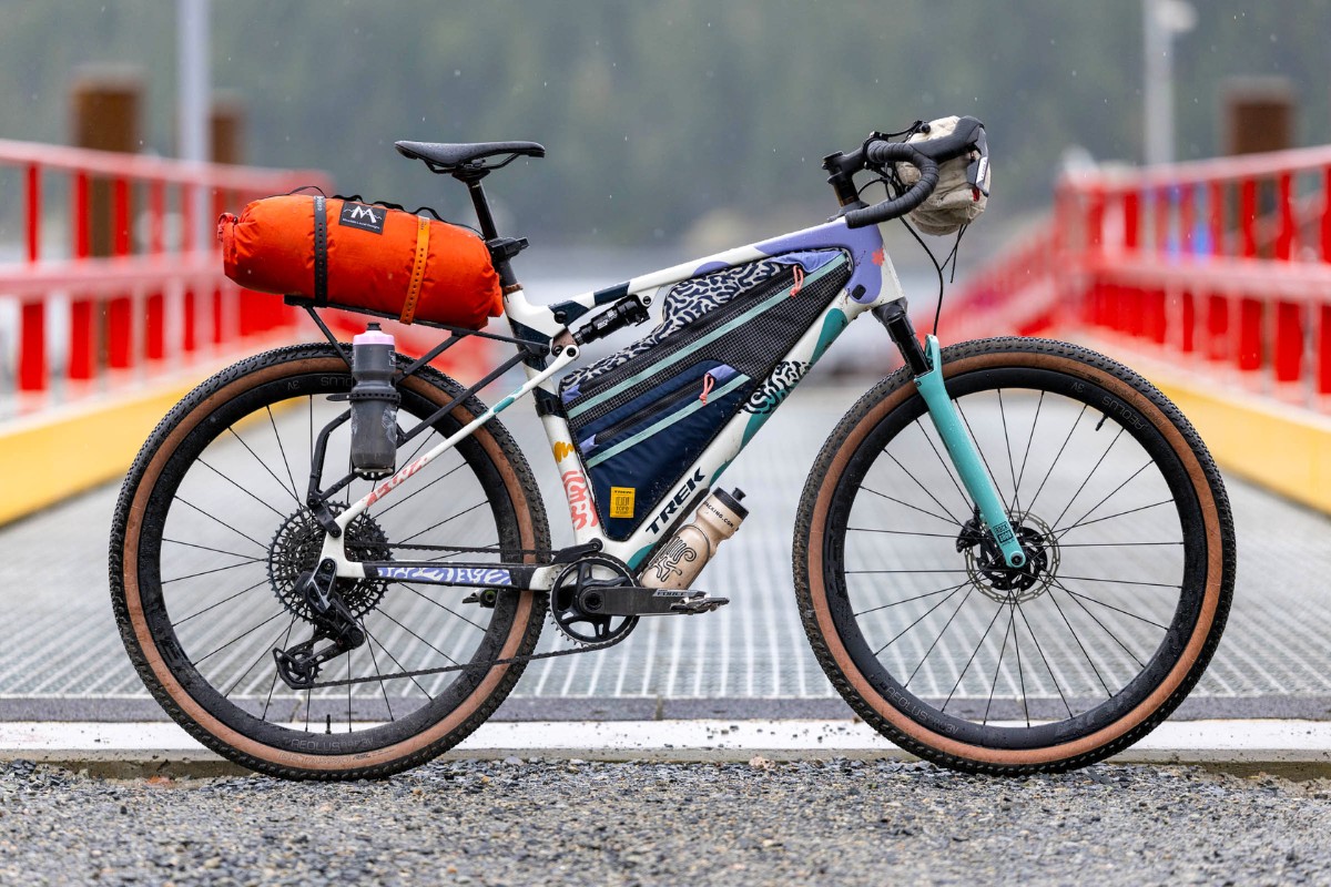 5 Mẫu Xe Đạp Gravel Carbon Nổi Bật Nửa Đầu Năm 2026 5 Mẫu xe đạp gravel carbon full suspension