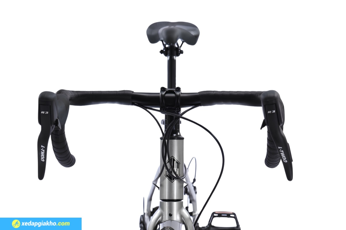 Xe Đạp Đua QT Bike GTS200 - Khung Nhôm 14 Ghi đông cong cùng bộ càng cứng giúp xe di chuyển ổn định