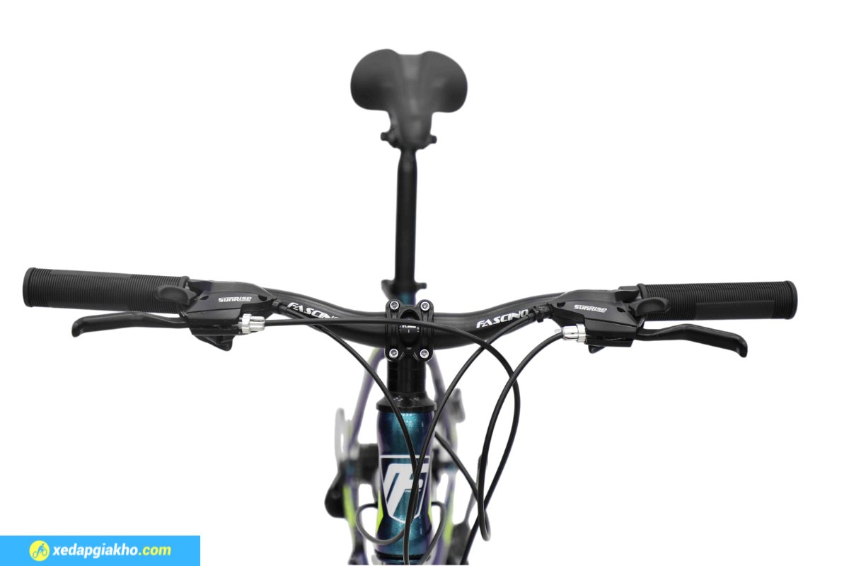 Xe Đạp Touring Fascino FT700 Pro - Phanh Đĩa Cơ 14 Tay lái xe đạp touring Fascino Ft700 Pro có tích hợp tay đề bấm xả dễ thao tác