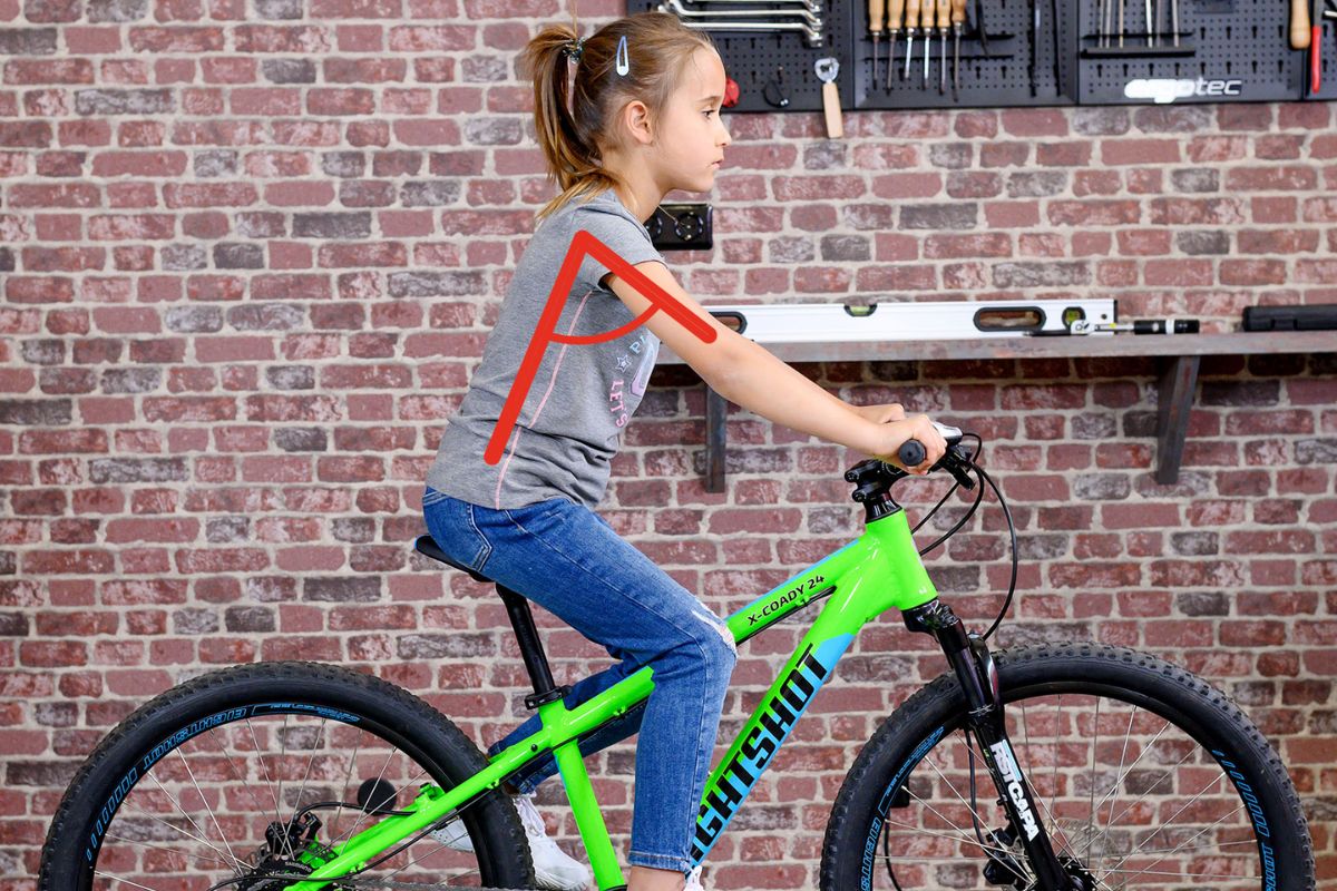 Xe Đạp 20 Inch Và 22 Inch Khác Gì Nhau Khi Chọn Cho Bé? 5 Khoảng cách phù hợp giúp bé làm chủ tay lái, điều khiển xe linh hoạt