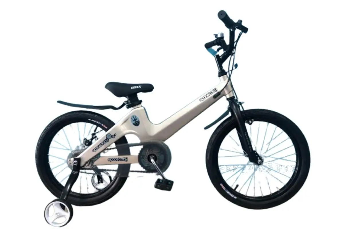 Xe Đạp Trẻ Em 18 Inch SPACEBABY Khung Nhôm Bánh Căm 2 Xe Đạp Trẻ Em 18 Inch SPACEBABY Khung Nhôm Bánh Căm