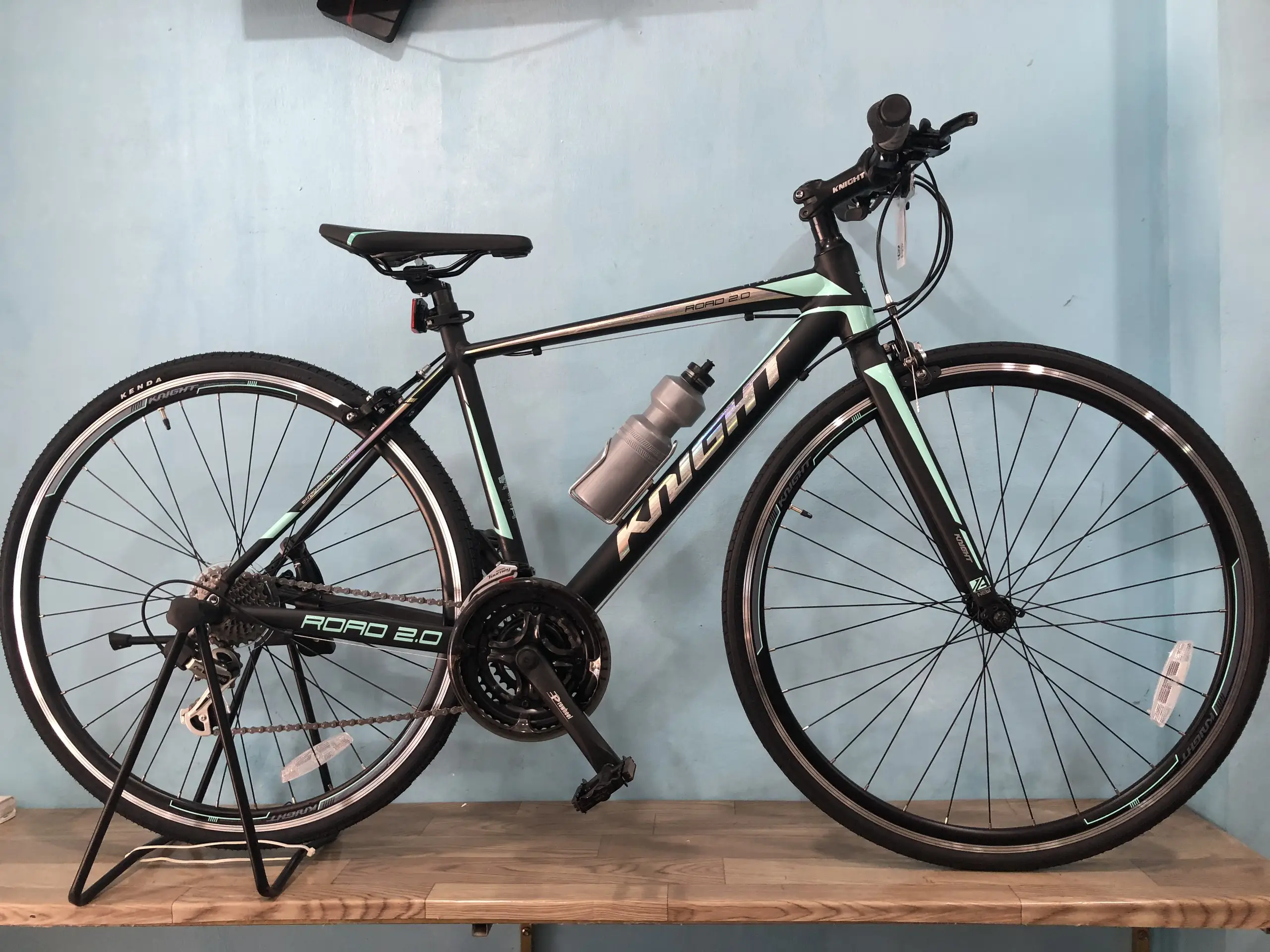 Xe Đạp Thể Thao KNIGHT ROAD 2.0 - Đen Xanh