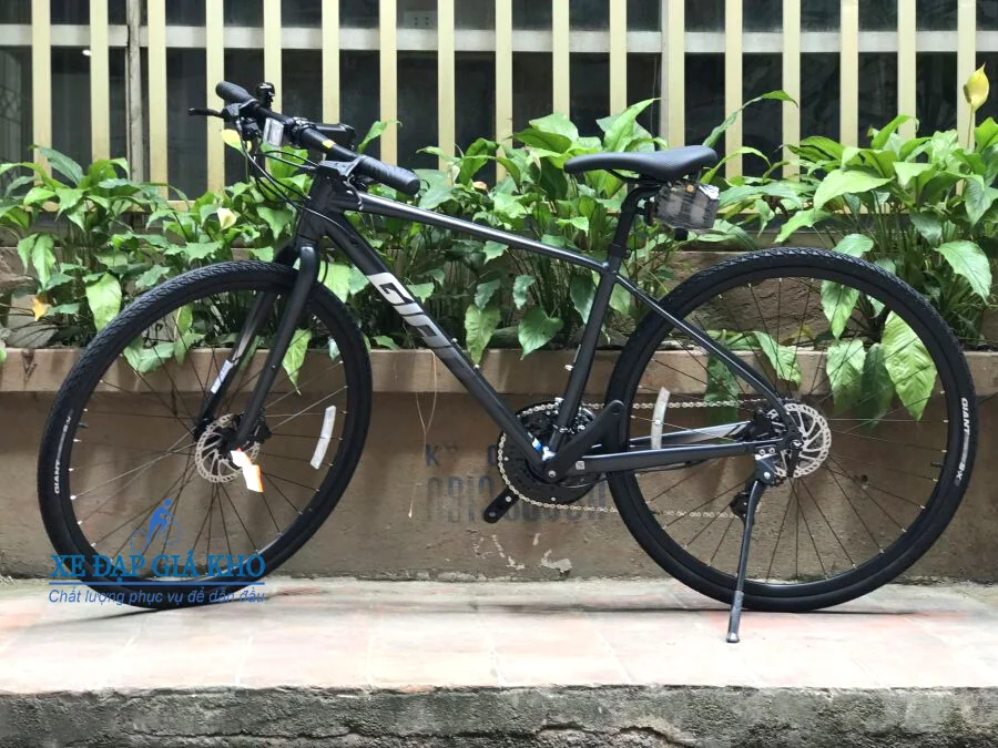 Xe Đạp Đua GIANT ESCAPE 1 Khung Nhôm Thắng Dầu Cao Cấp - Đen