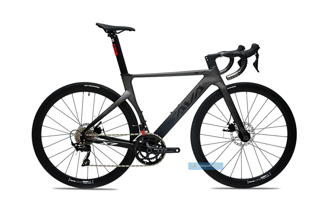 Xe Đạp Đua Sava X7 - Khung Nhôm | Càng Carbon | Phanh Đĩa Cơ Heo Dầu | Shimano R7000 Giá Rẻ | Khuyến mãi Hot