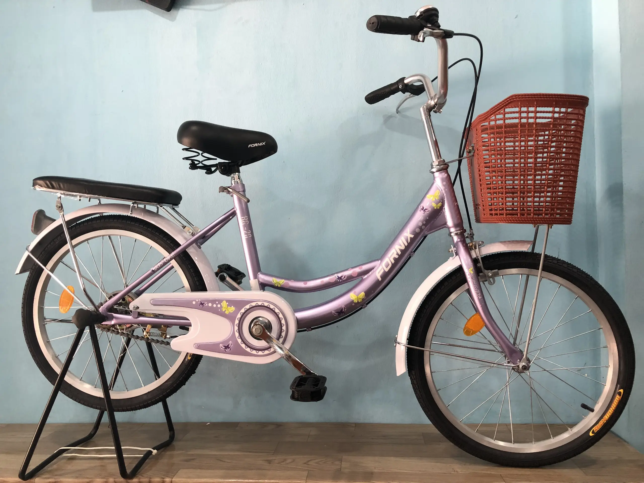 Xe Đạp Trẻ Em 20 Inch FORNIX – Màu Hồng